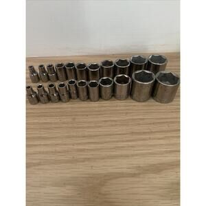 Set of 22 CRAFTSMAN Sockets 3/8 inch Drive SAE 4 MM - 19 MM & 5/32” - 13/16”